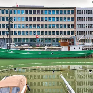  Botel Boathotel Wilhelmina Nederland